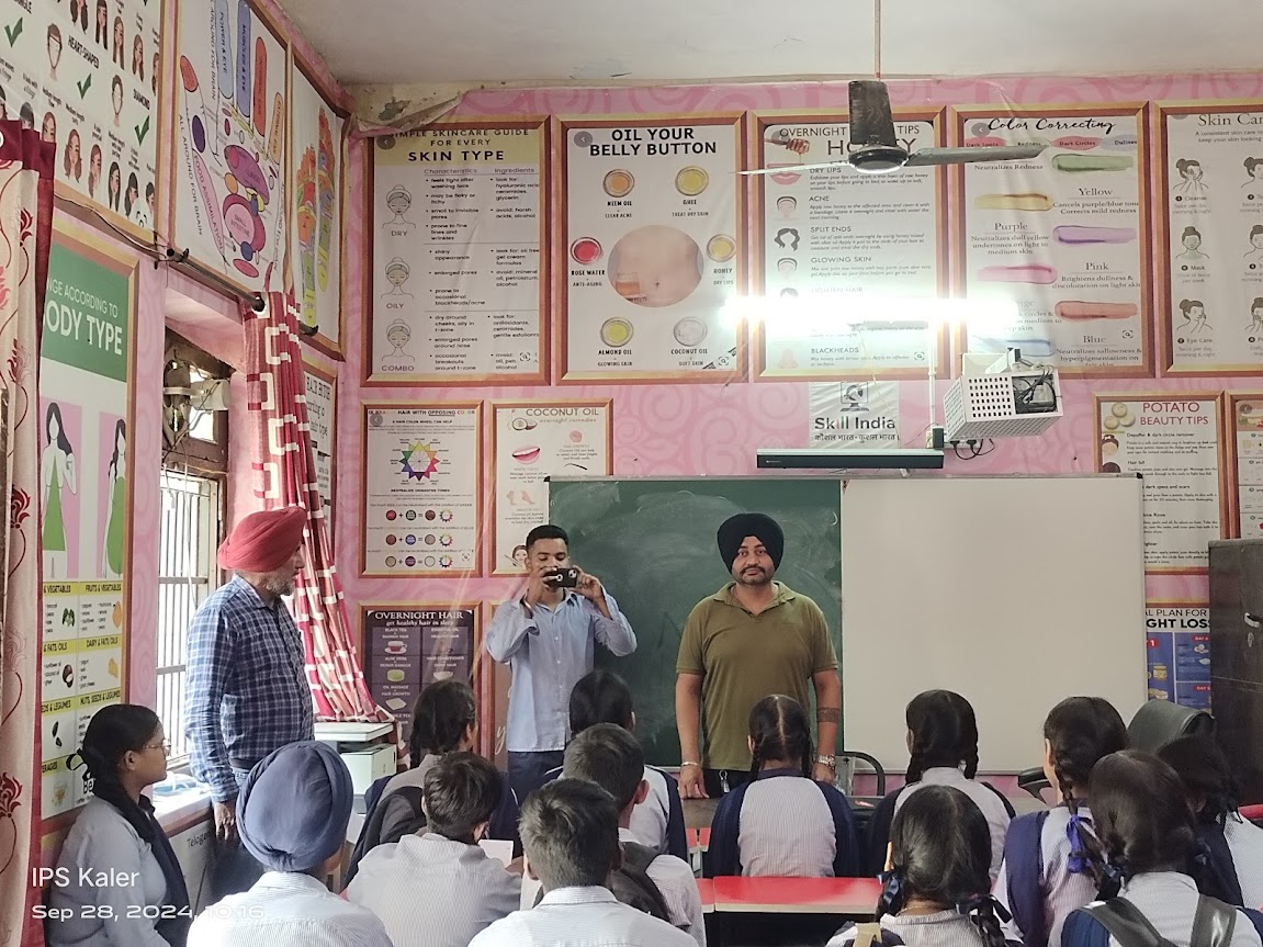 Motivational Class to students